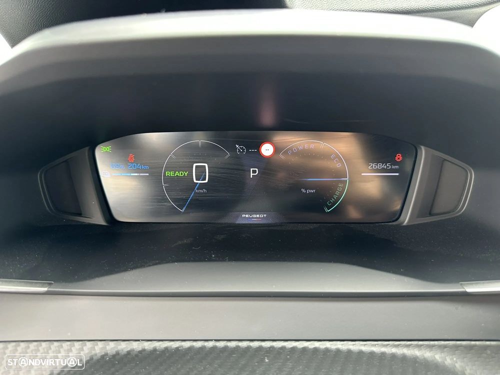 Peugeot e-2008 Allure - 10