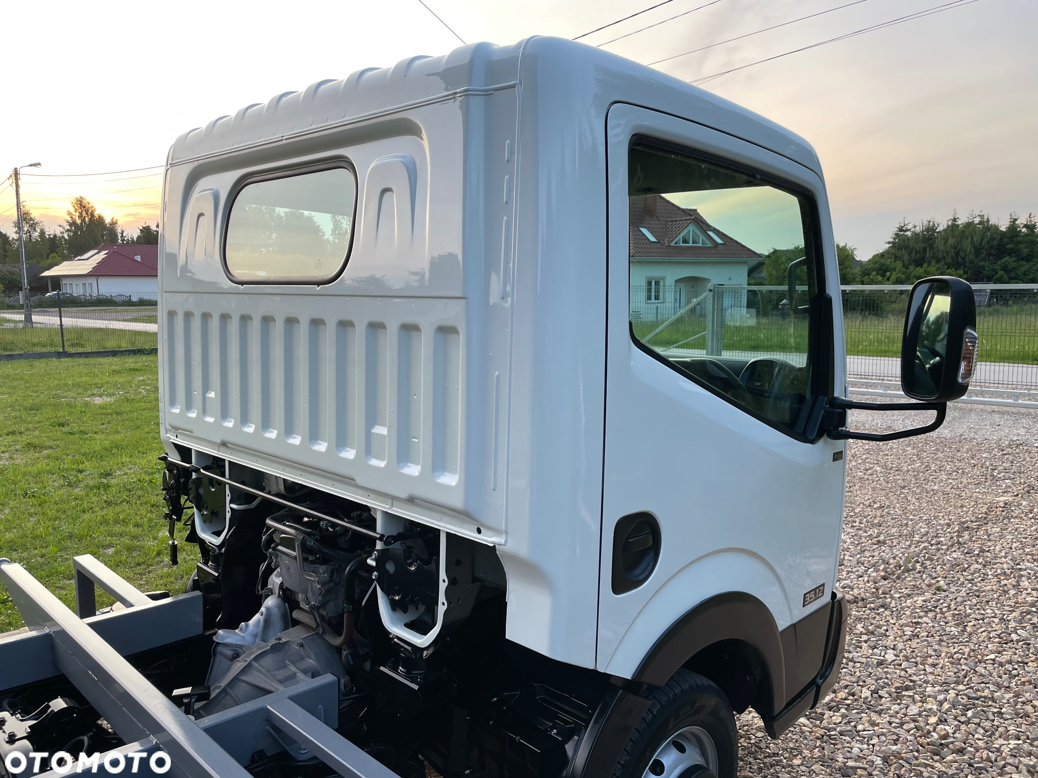 Nissan Cabstar - 31