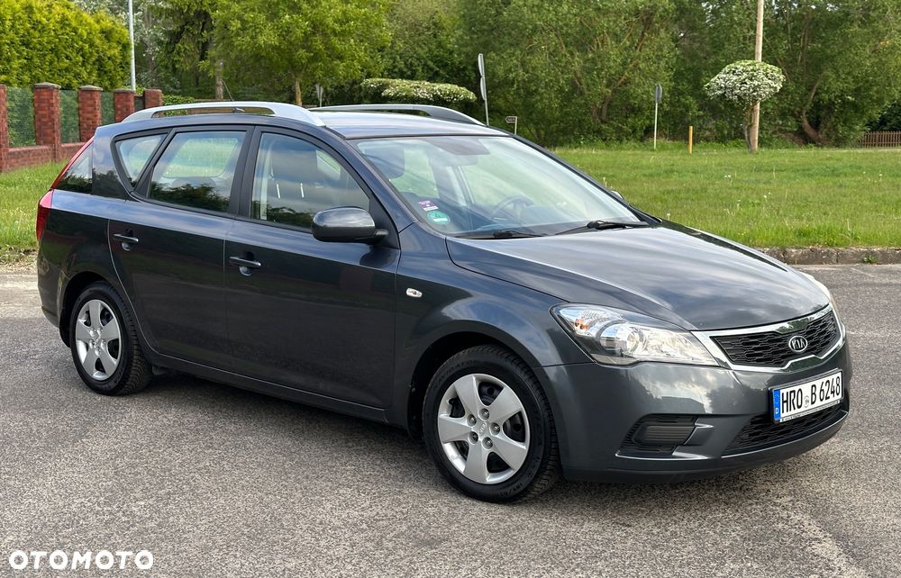 Kia Ceed - 3