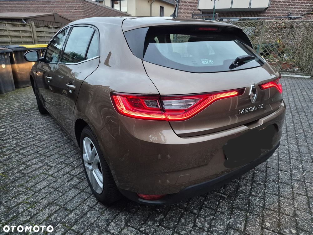 Renault Megane 1.2 Energy TCe Life - 13