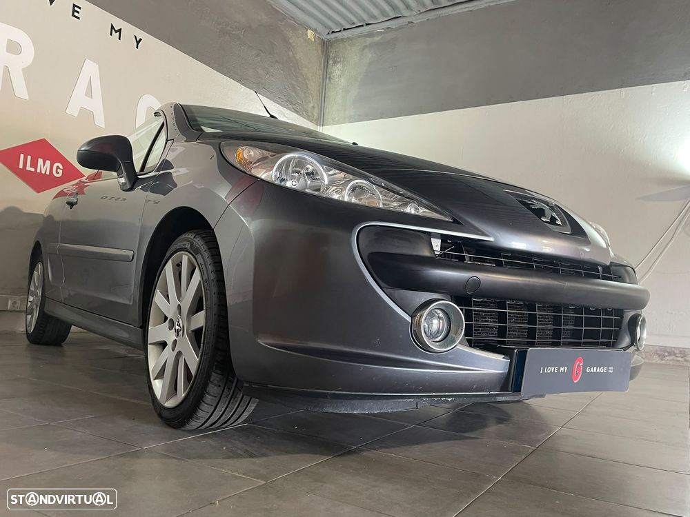 Peugeot 207 CC 1.6 HDi FAP Sport - 14