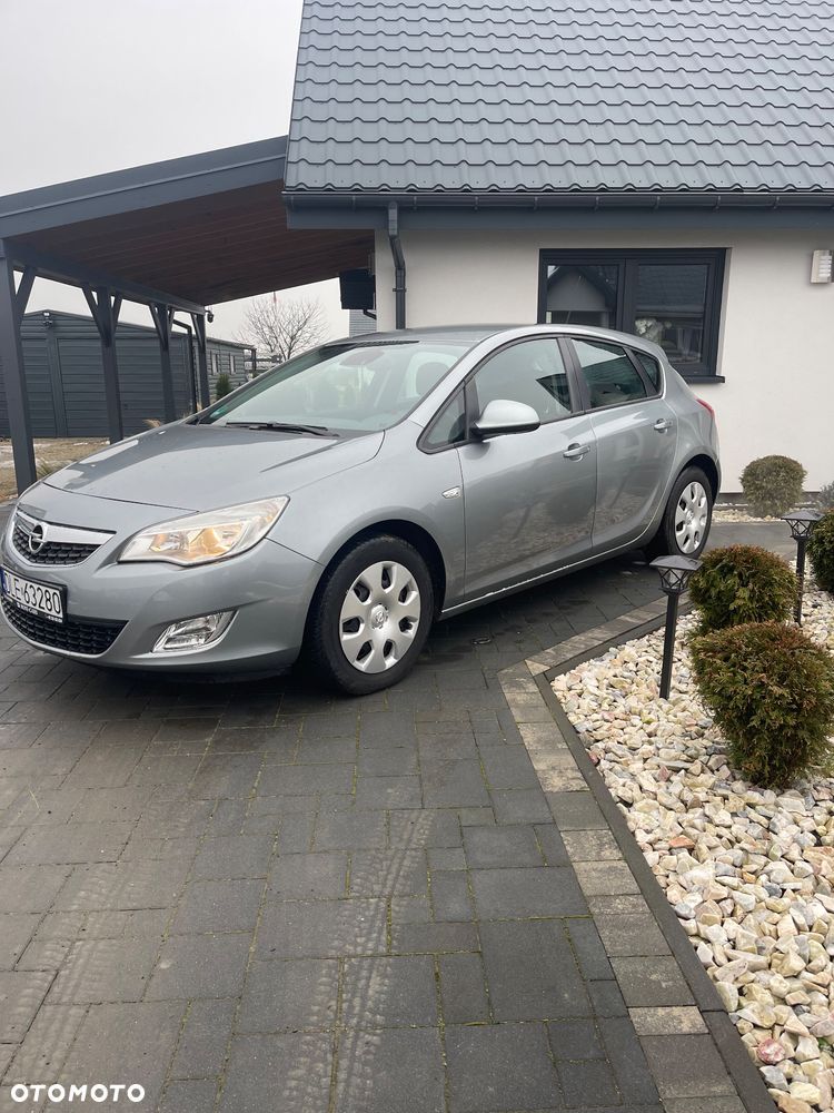 Opel Astra 1.6 Color Edition - 4