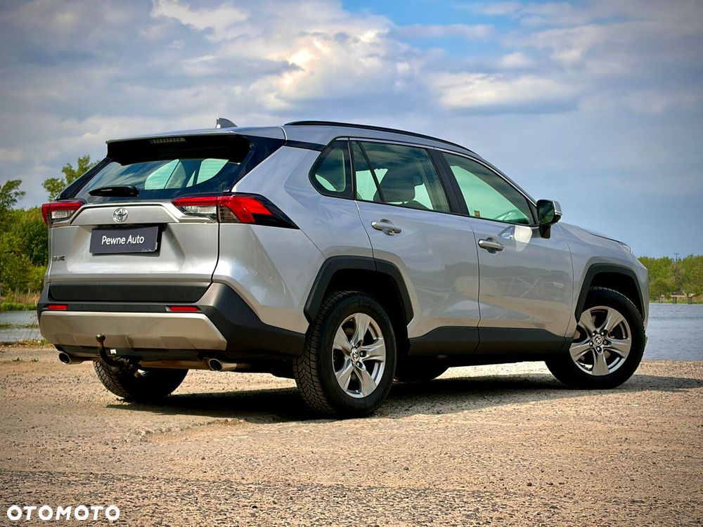 Toyota RAV4 - 18
