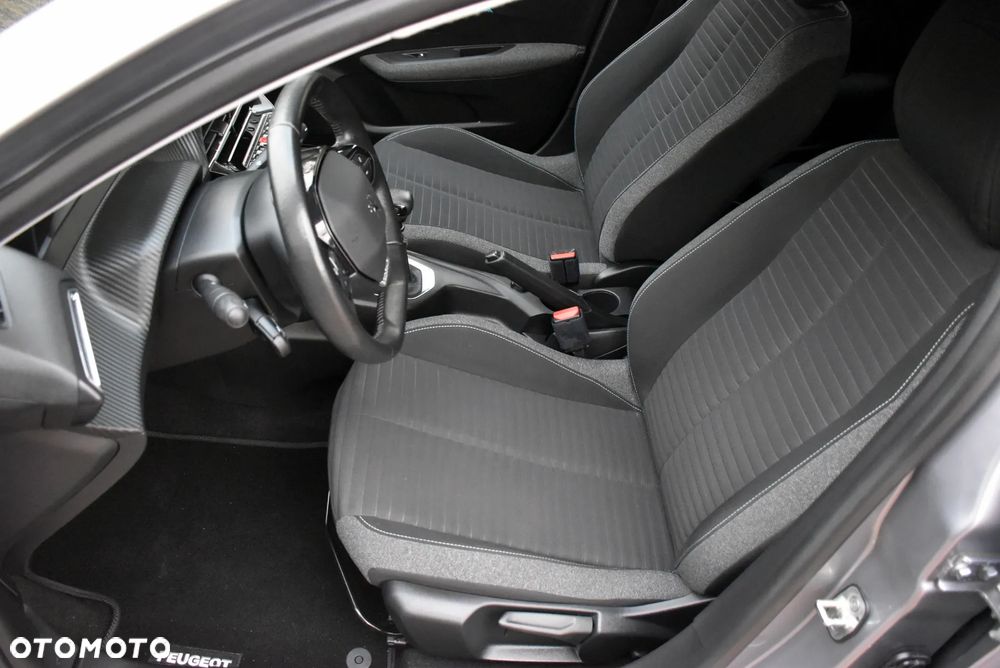 Peugeot 208 Benzin 100 Style - 21