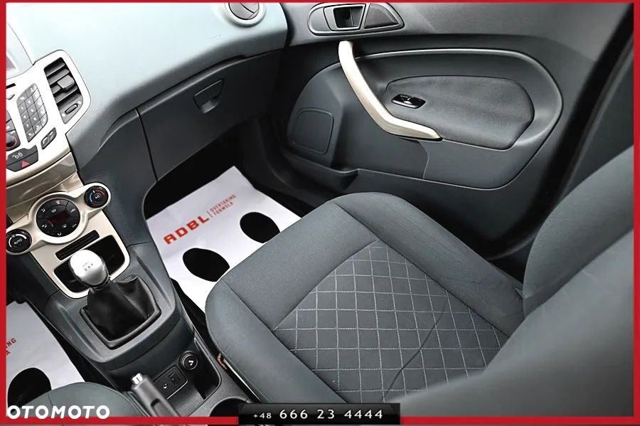 Ford Fiesta 1.4 Champions Edition - 20