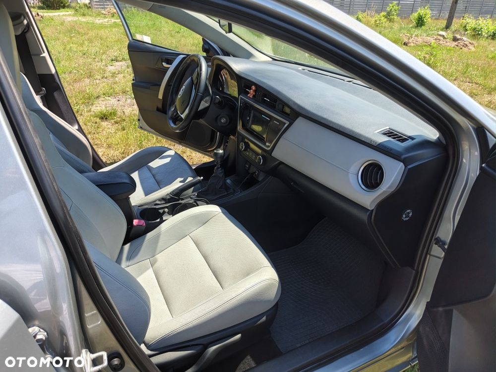 Toyota Auris - 6