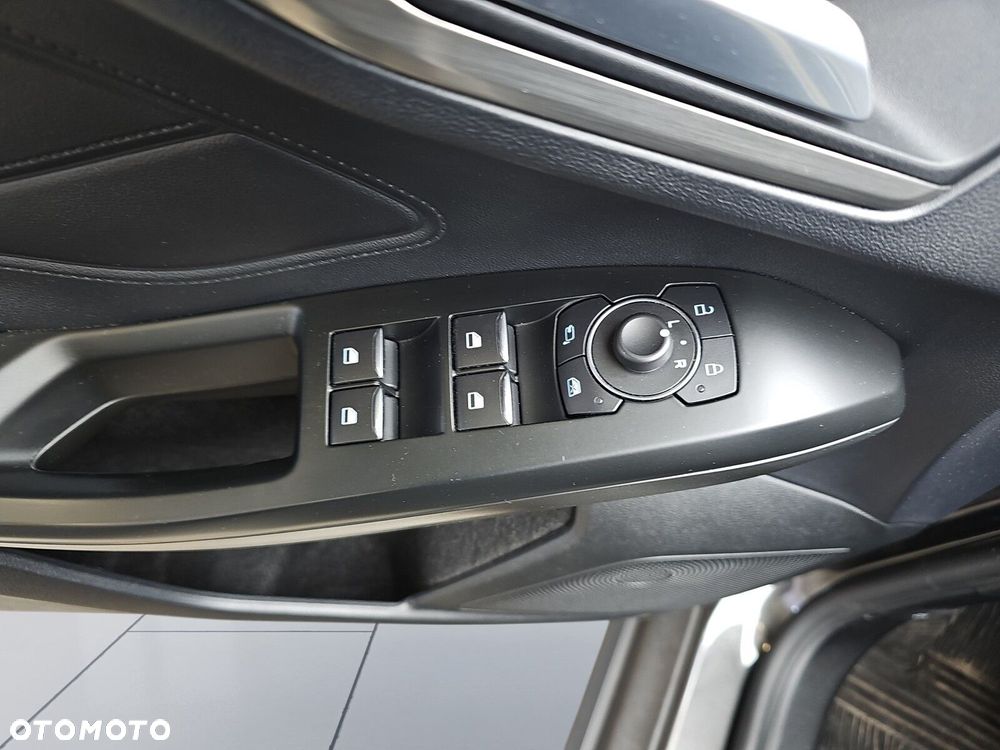 Ford Focus 1.0 EcoBoost Titanium - 17