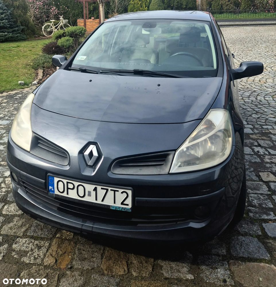 Renault Clio 1.5 dCi Authentique - 1