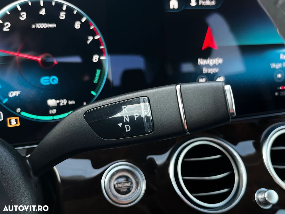 Mercedes-Benz E 300 9G-TRONIC - 19