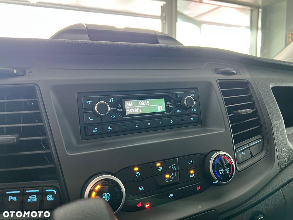 Ford Transit Custom - 29