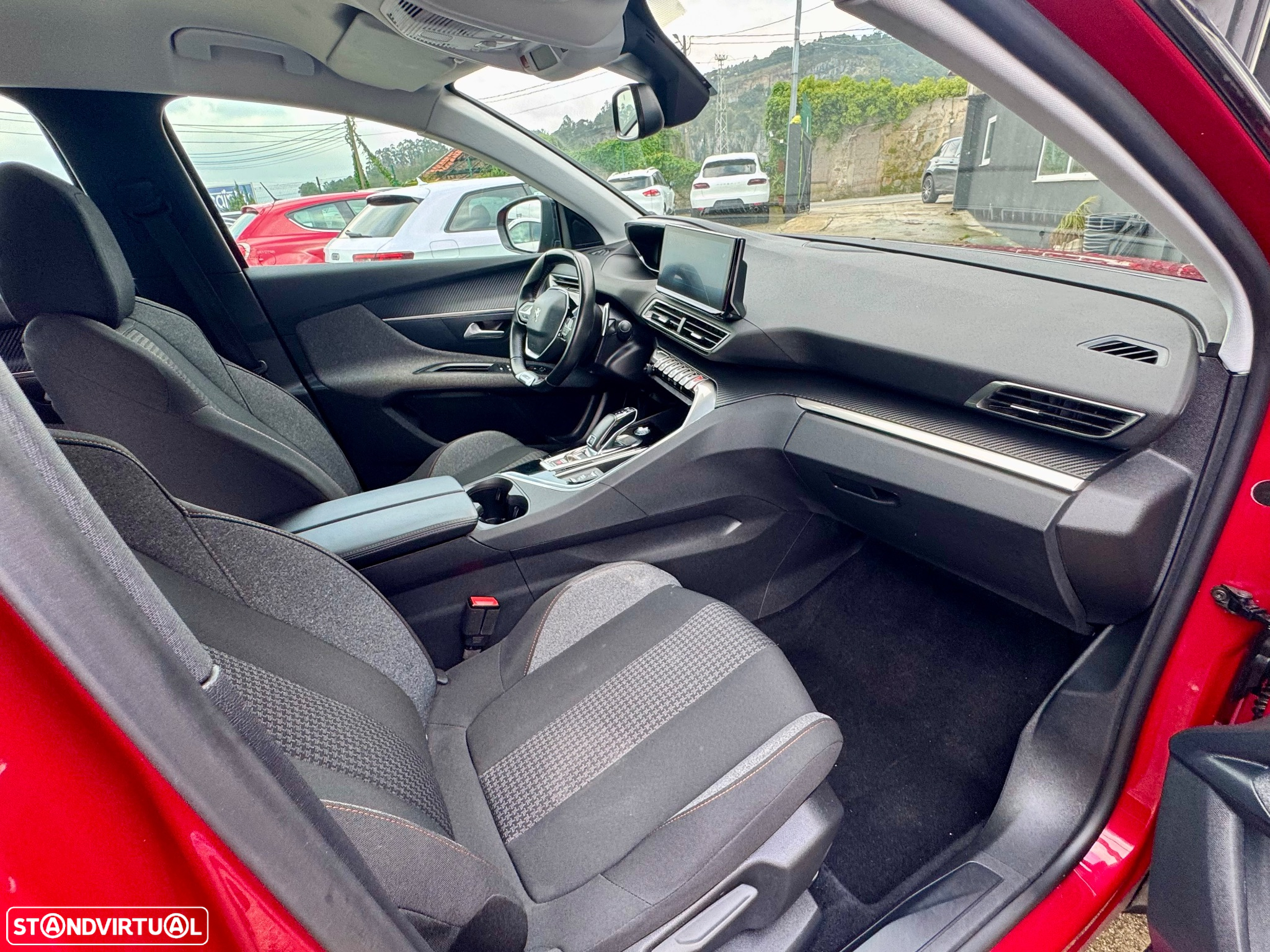 Peugeot 3008 1.5 BlueHDi GT EAT8 - 48