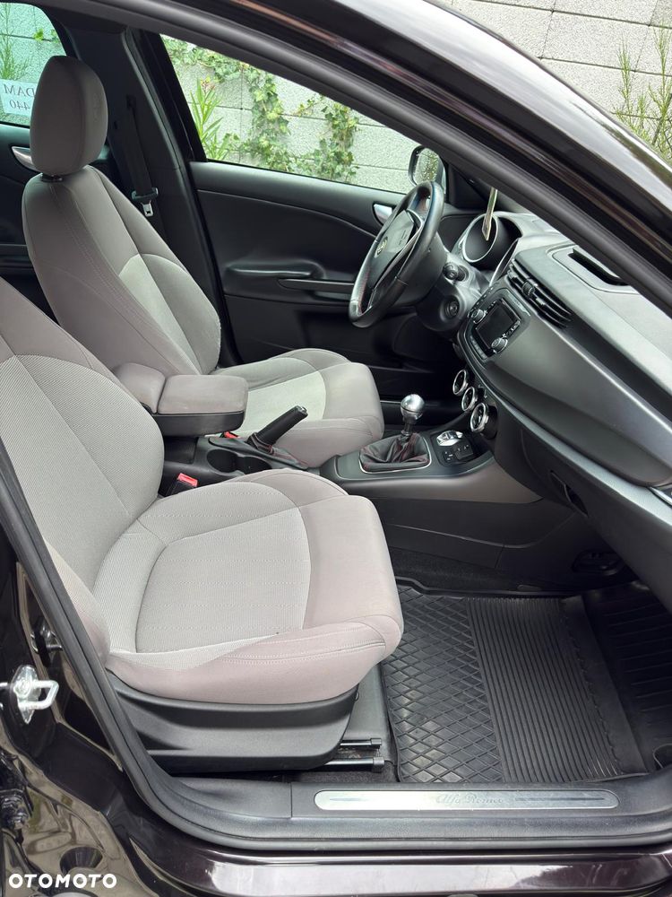 Alfa Romeo Giulietta 1.4 TB MultiAir Distinctive - 10