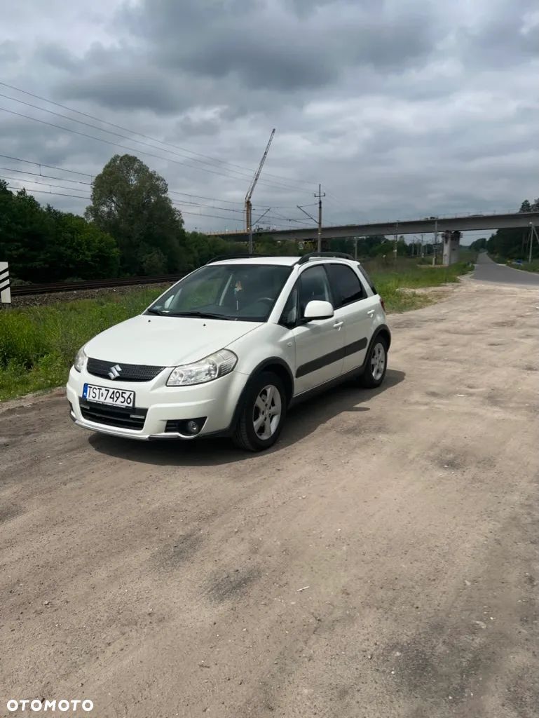Suzuki SX4 - 1
