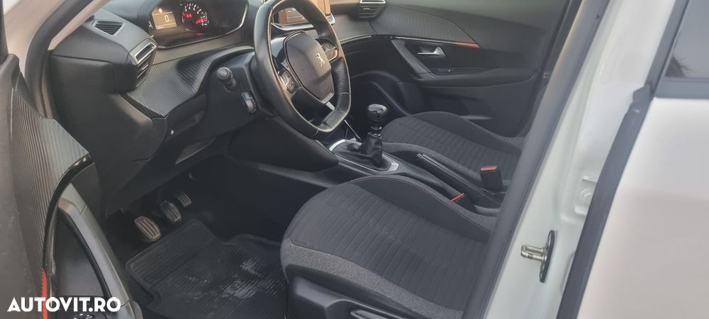 Peugeot 2008 BlueHDi 100 STOP & START Signature - 7