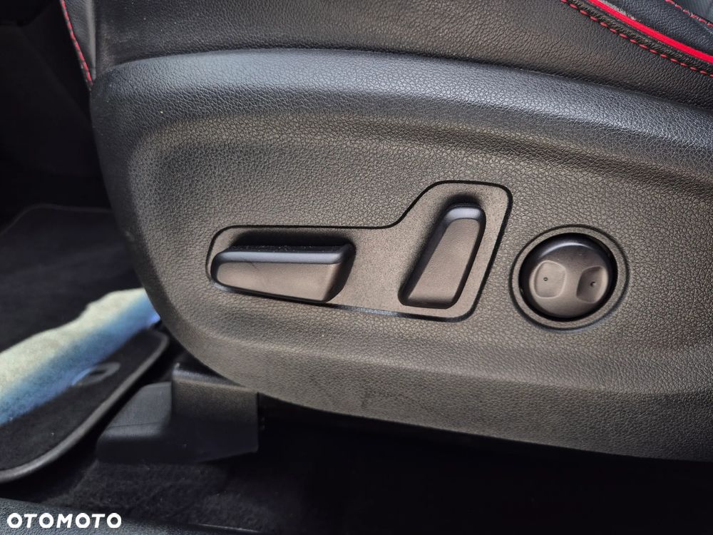 Kia Sportage 2,0 CRDI AWD GT Line - 27