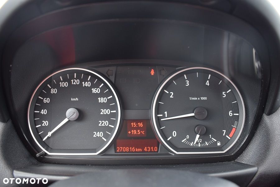 BMW Seria 1 116i - 13