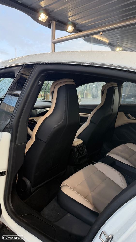 Porsche Taycan Bateria Performance Plus - 7