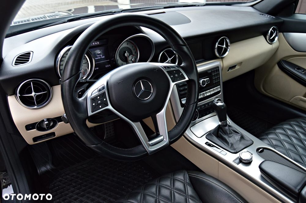 Mercedes-Benz SLK - 14