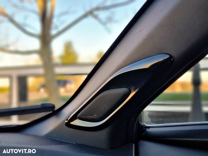 Toyota C-HR Lounge - 18