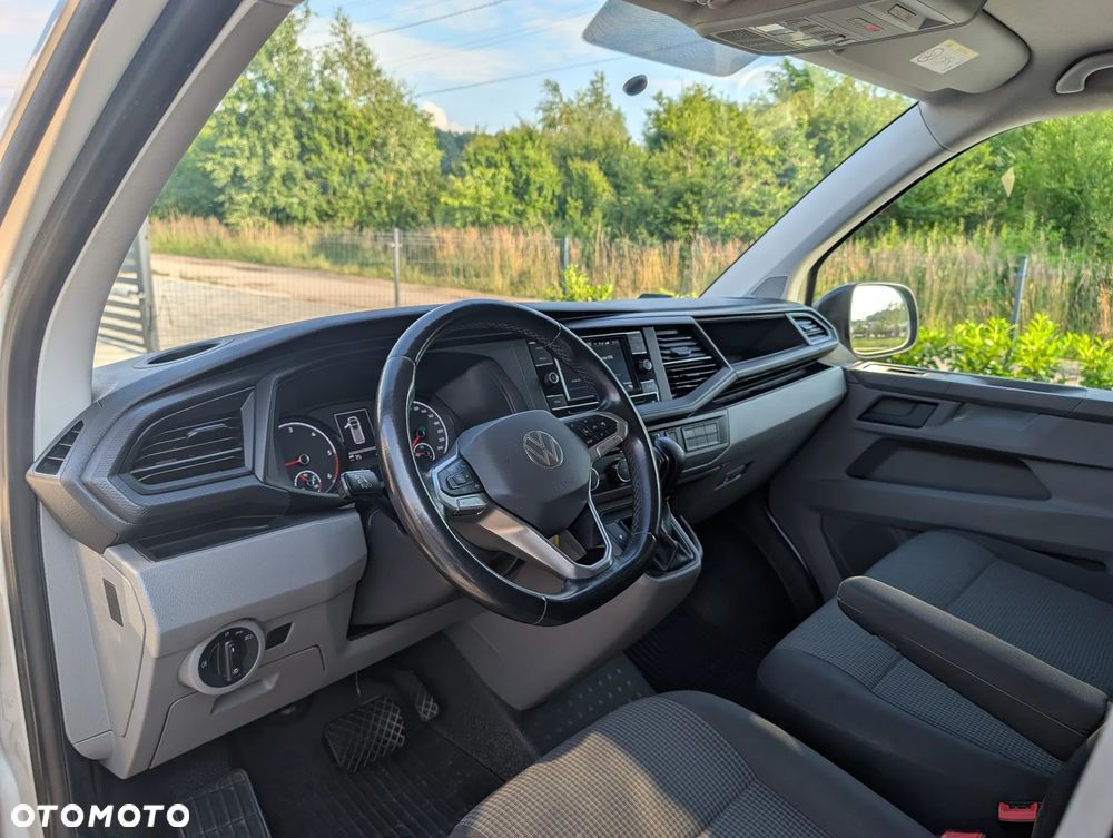 Volkswagen Transporter - 28