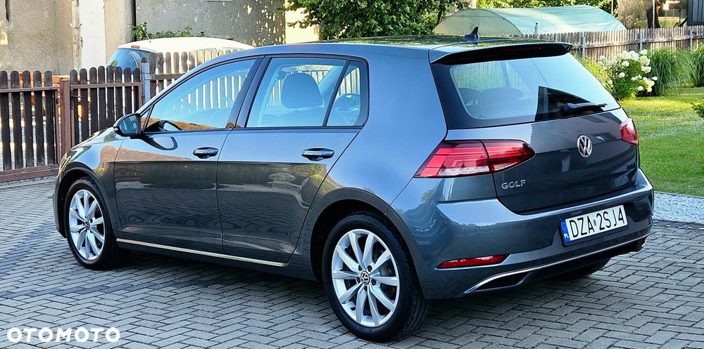 Volkswagen Golf - 3