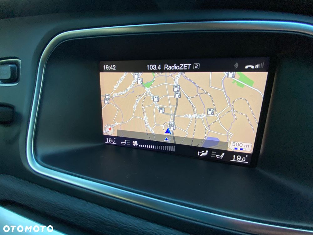 Volvo V40 D2 Momentum - 25