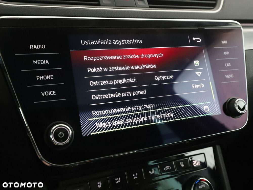 Skoda Superb 2.0 TDI 4x4 DSG Premium Edition - 30