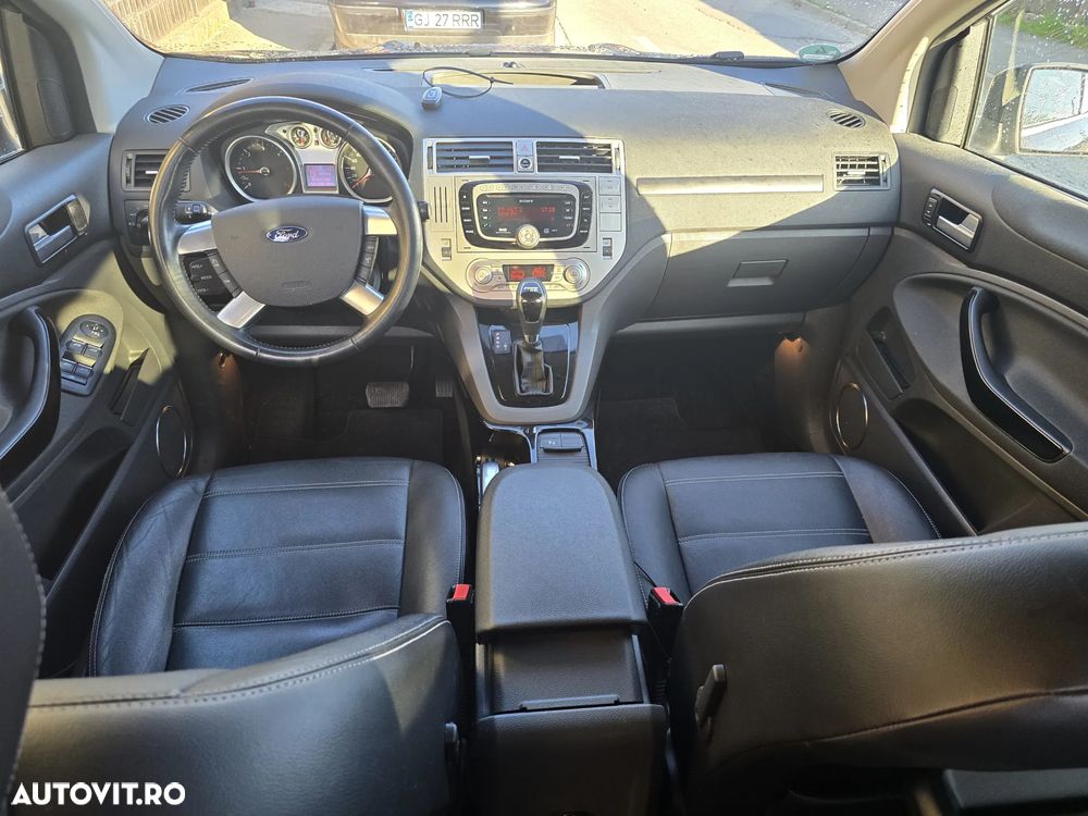 Ford Kuga 2.0 TDCi 4x4 Aut. Titanium - 5