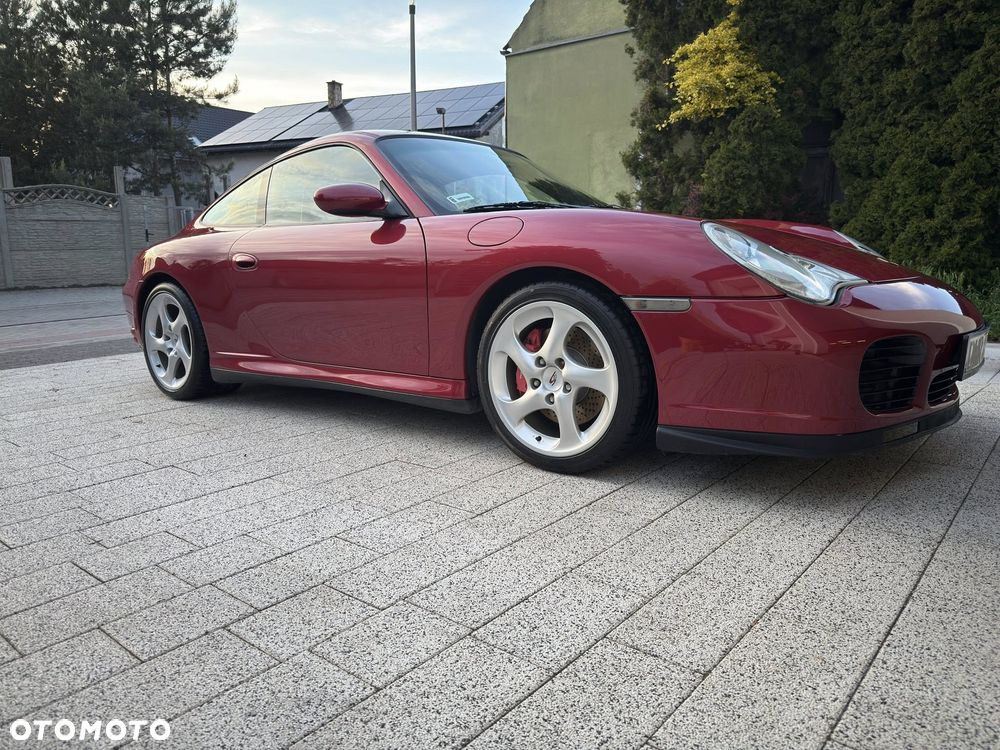 Porsche 911 Carrera 4S - 9