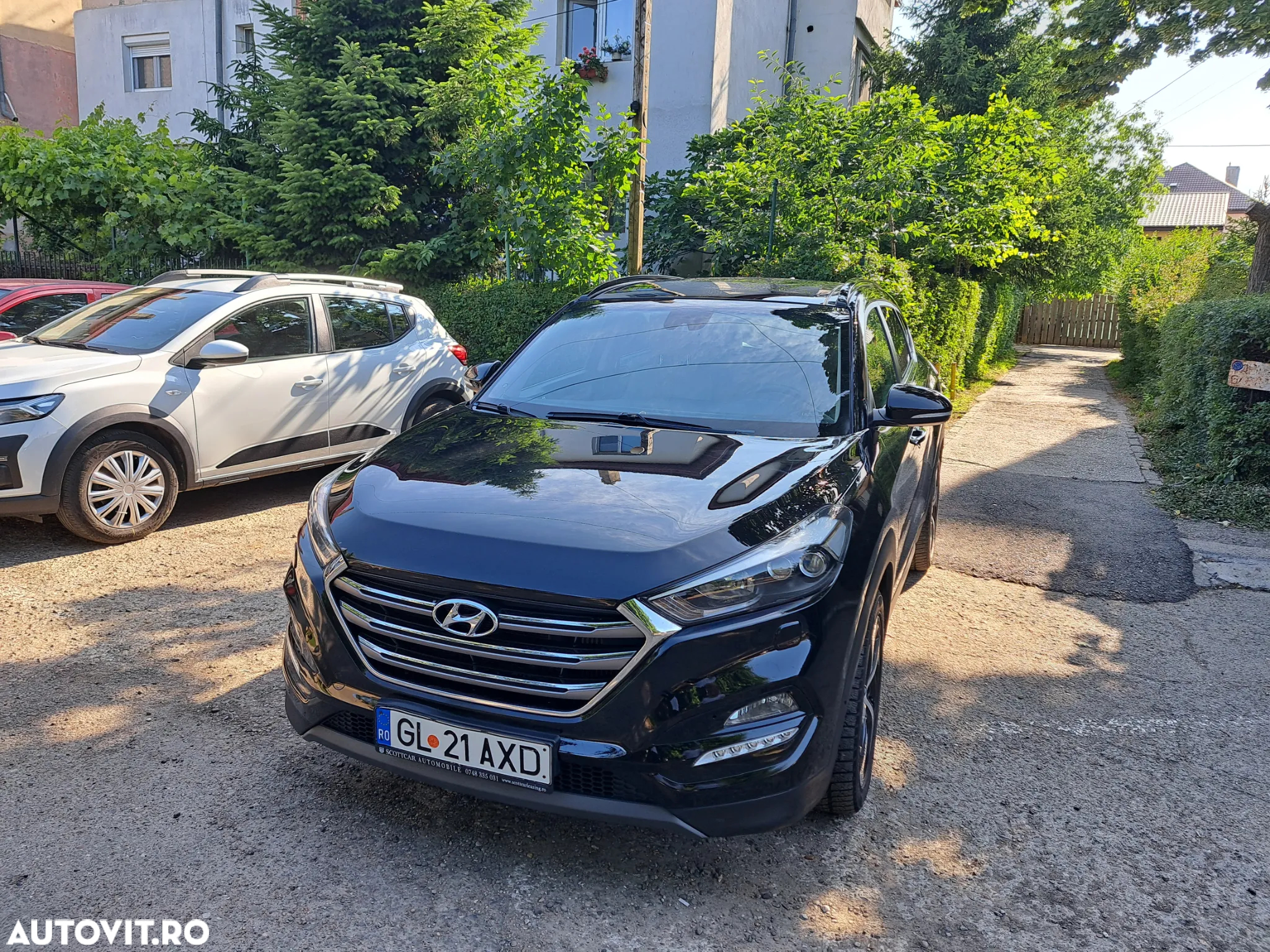 Hyundai Tucson 2.0 CRDI 4WD 6AT Luxury+ - 33