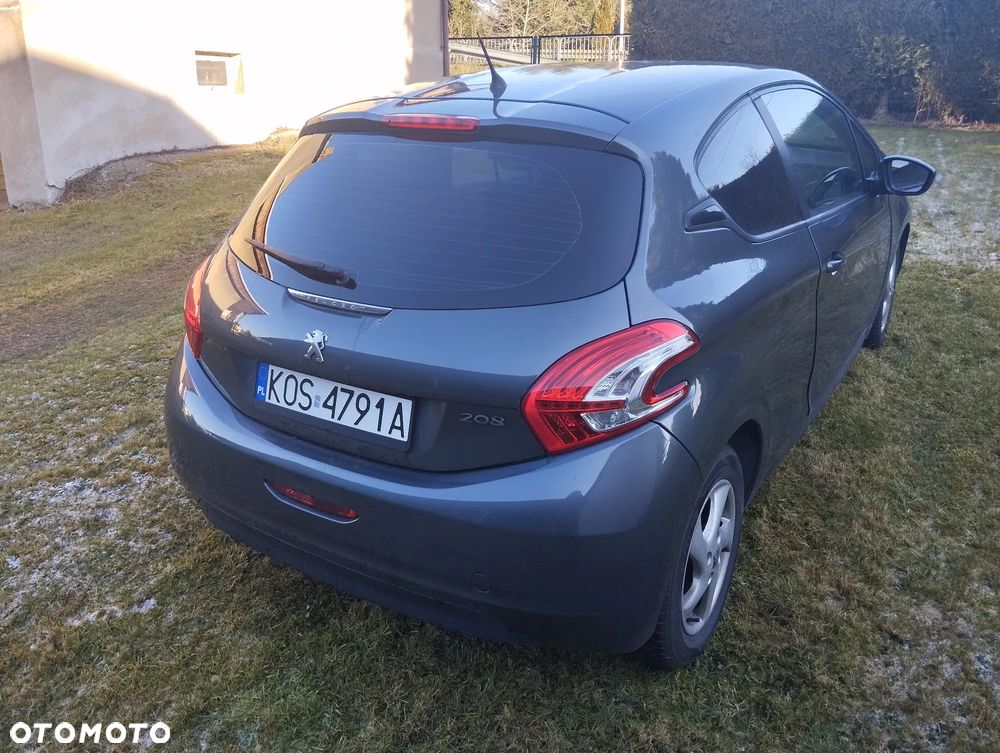 Peugeot 208 95 VTI Allure - 6