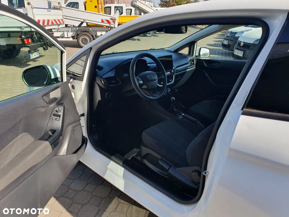 Ford Fiesta - 13