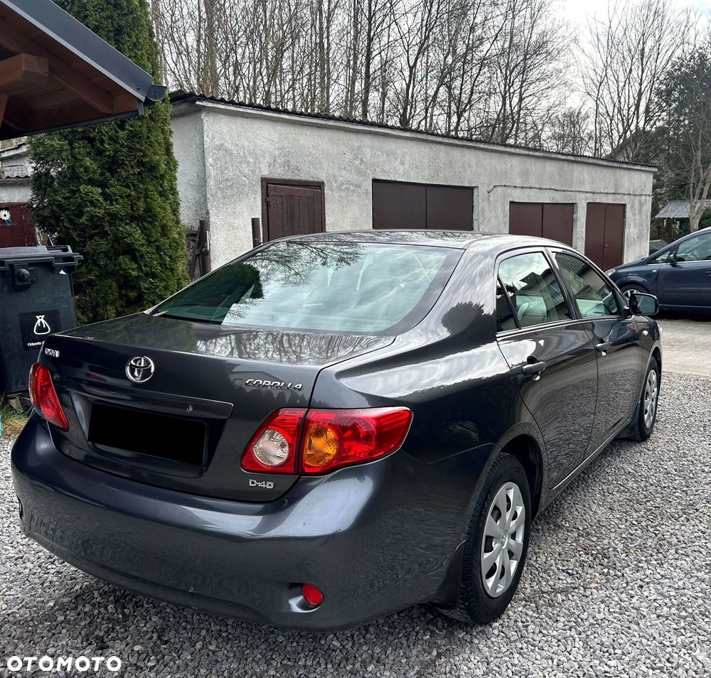 Toyota Corolla 1.4 D-4D Luna - 3