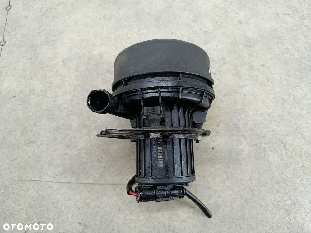 POMPA POWIETRZA WTÓRNEGO BMW 3 E46 FL 546213210282 PIERBURG 1.8 16V - 2
