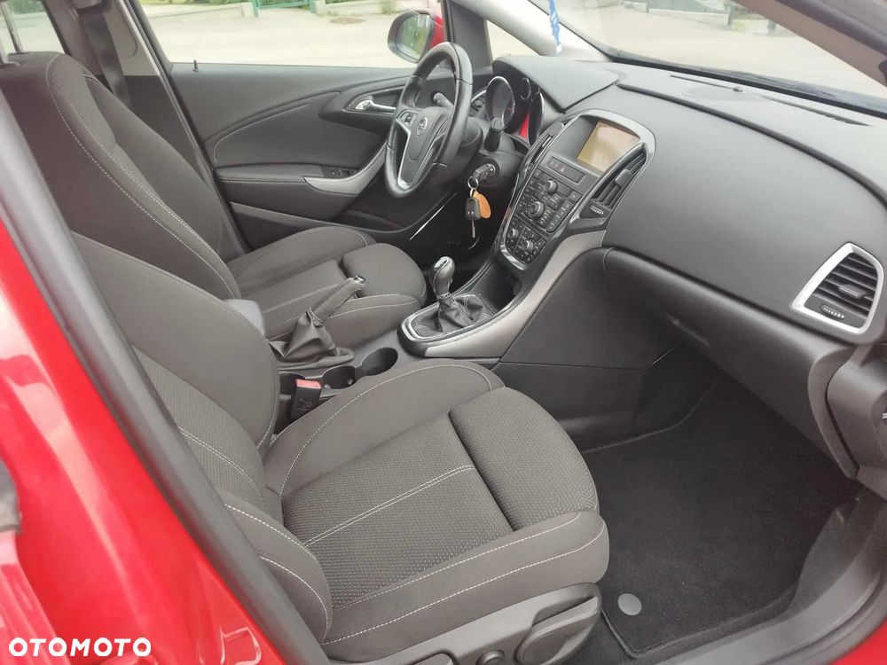 Opel Astra IV 1.6 T Executive - 17