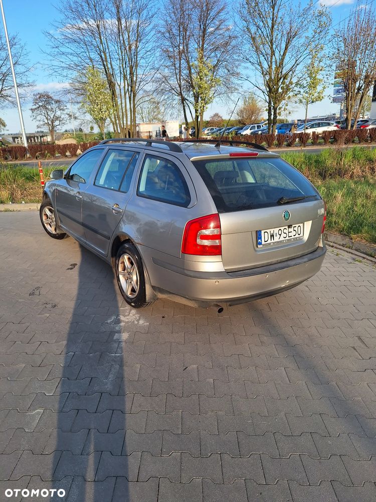 Skoda Octavia 1.6 Classic - 2
