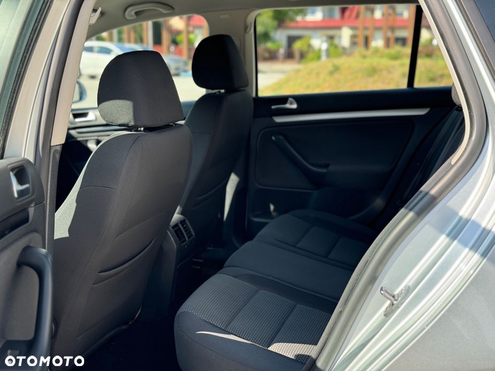 Volkswagen Golf 1.4 TSI Exclusive - 23