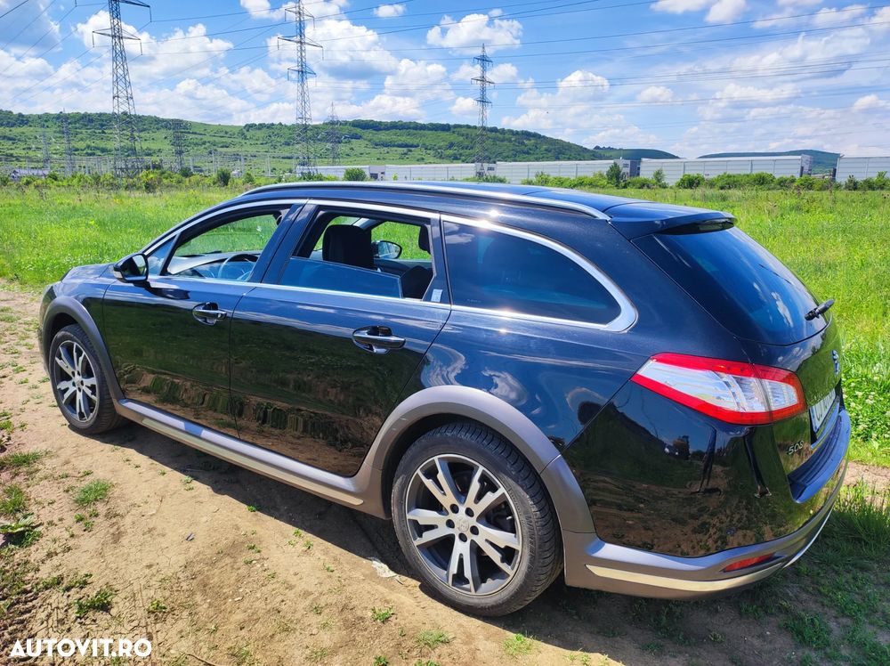 Peugeot 508 RXH Hybrid4 - 2