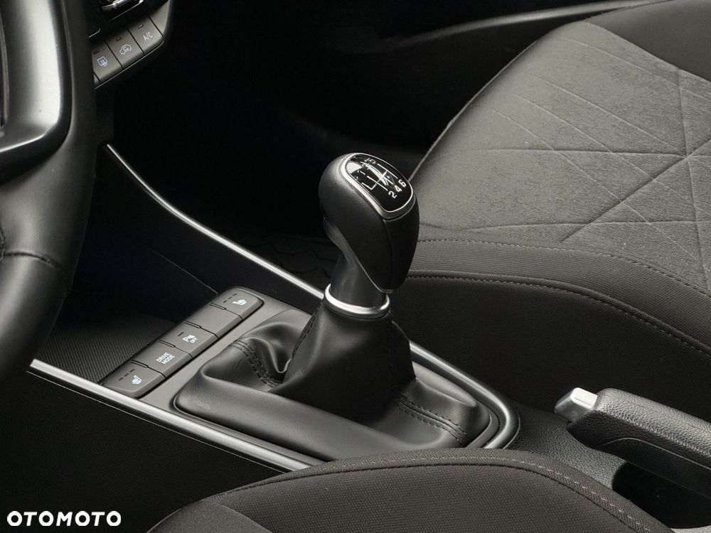 Hyundai Bayon 1.0 T-GDI Smart - 11