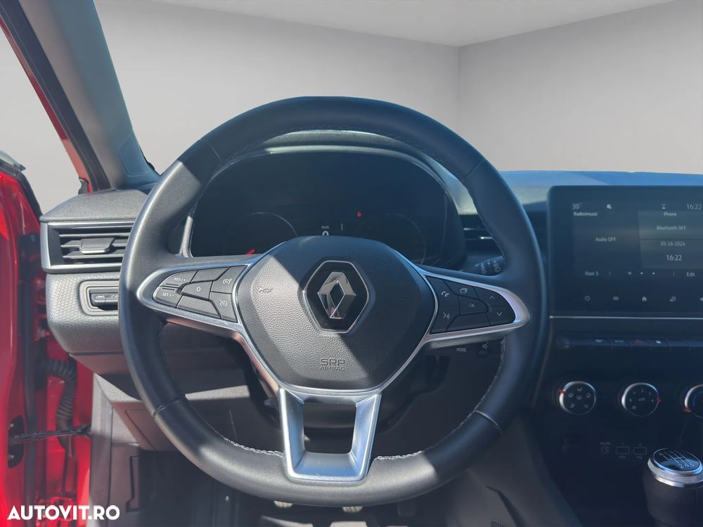 Renault Clio - 11