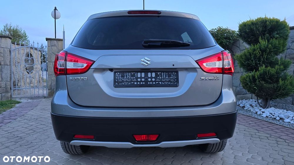Suzuki SX4 S-Cross 1.4 T Elegance - 25