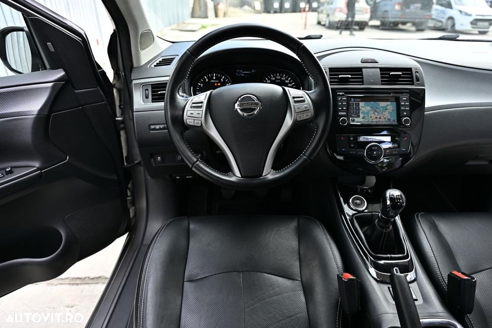 Nissan Pulsar 1.6 DIG-T Tekna - 12