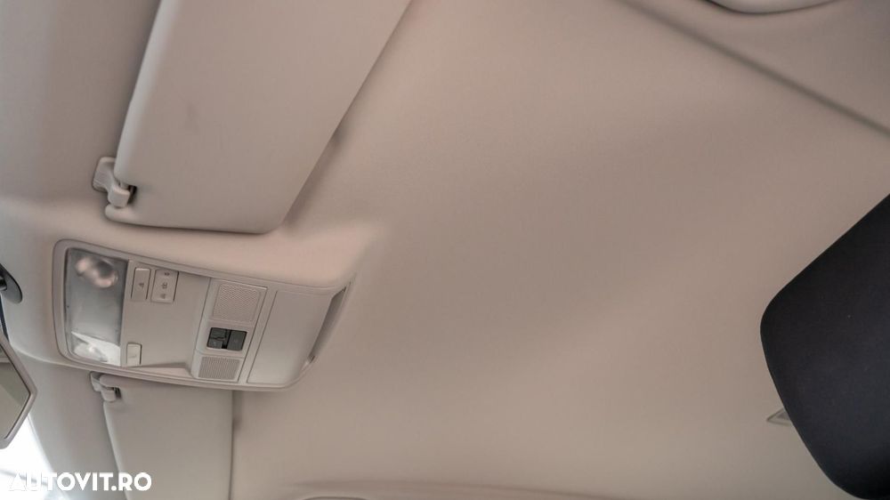 Volkswagen Tiguan - 16