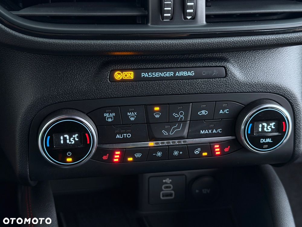 Ford Kuga - 29
