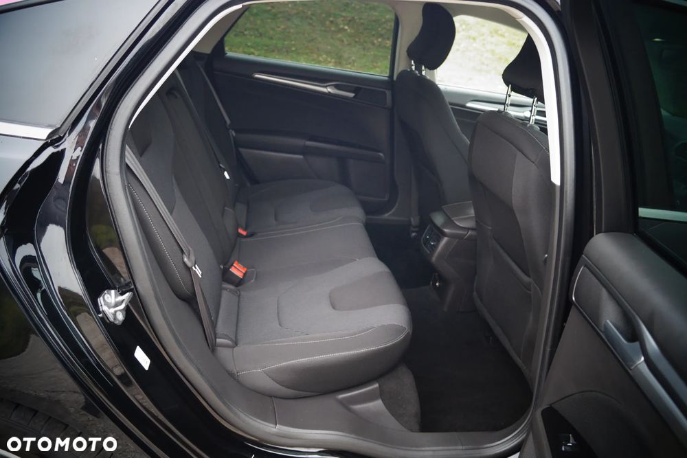 Ford Mondeo 2.0 TDCi Titanium PowerShift - 17