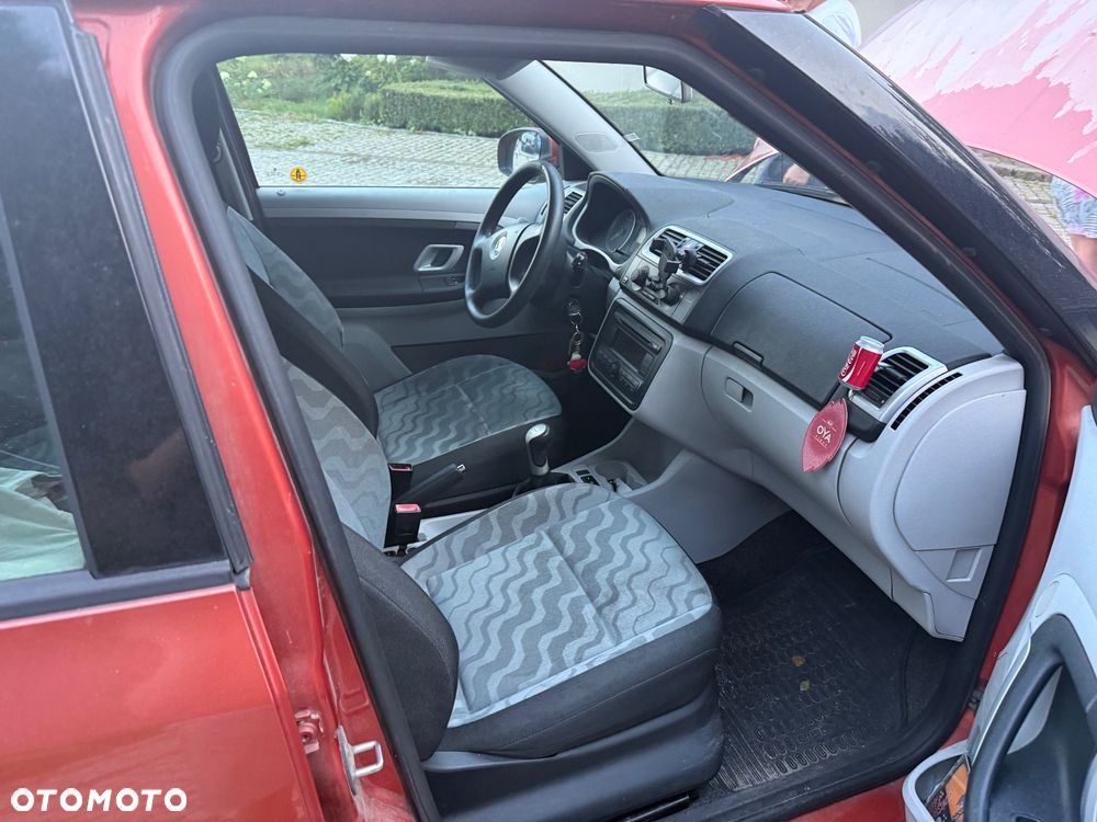 Skoda Fabia 1.4 16V Ambiente - 11