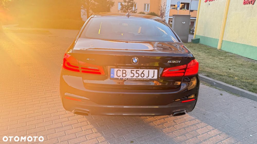 BMW Seria 5 530i xDrive - 5