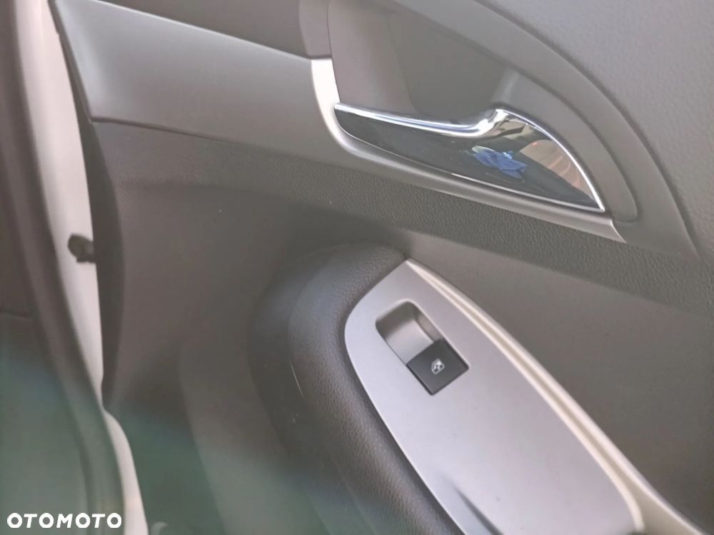 Chevrolet Orlando 1.8 LS - 28