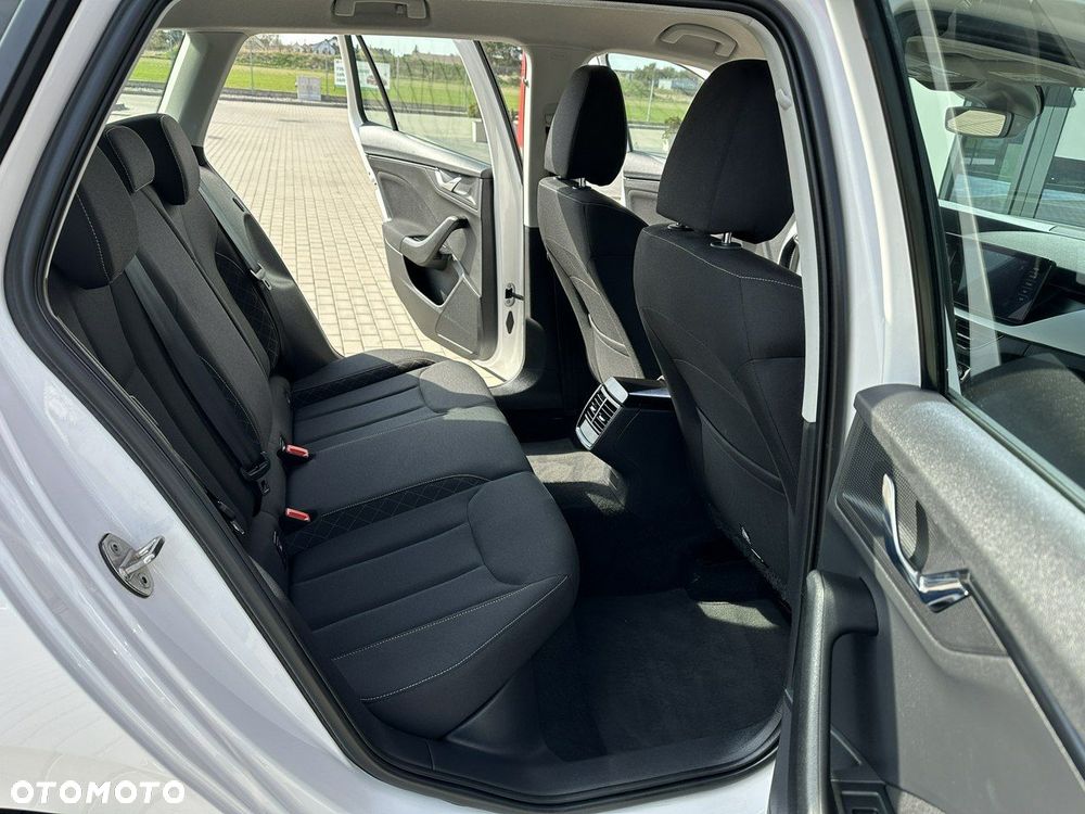 Skoda Kamiq 1.6 TDI DSG Ambition - 14