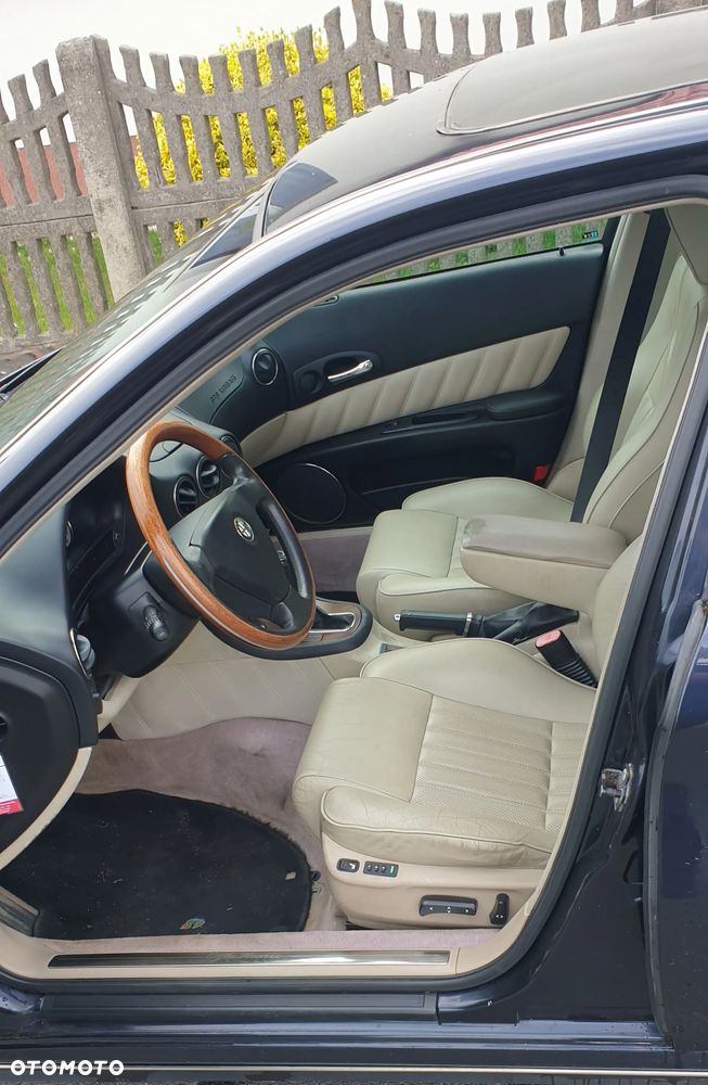 Alfa Romeo 166 3.0 V6 24v Sportronic - 11